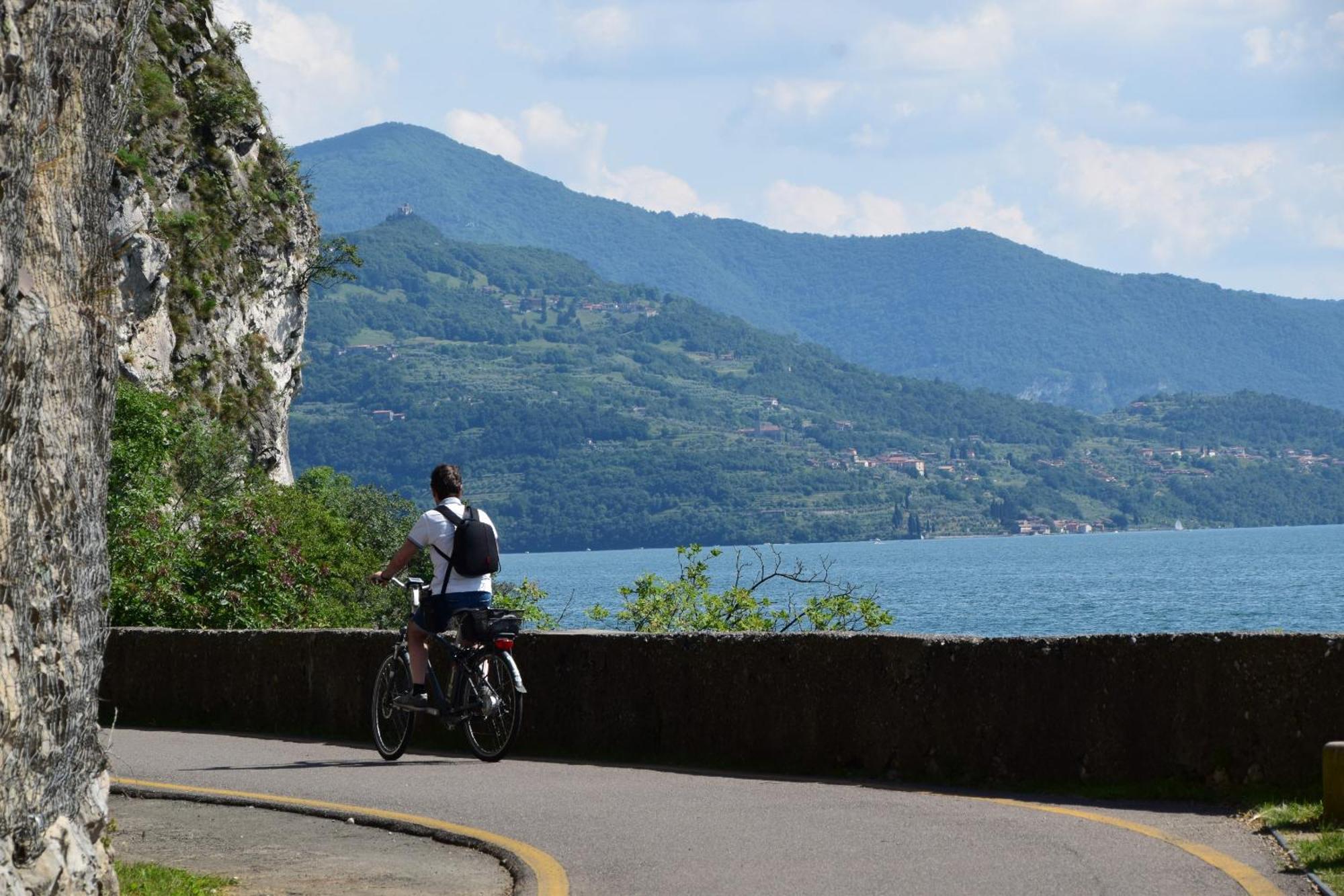 Angelo&Mari Mountain Lake Iseo Hospitality Marone Exterior foto